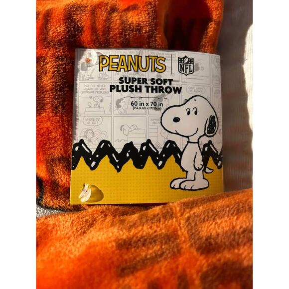 Peanuts Snoopy Browns Cuddle Bundle #2 - Picture 5 of 7